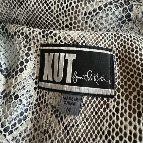 Like New! Kut from the Kloth Metallic Sheen Snakeskin Pattern Biker Jacket - Picture 9 of 9
